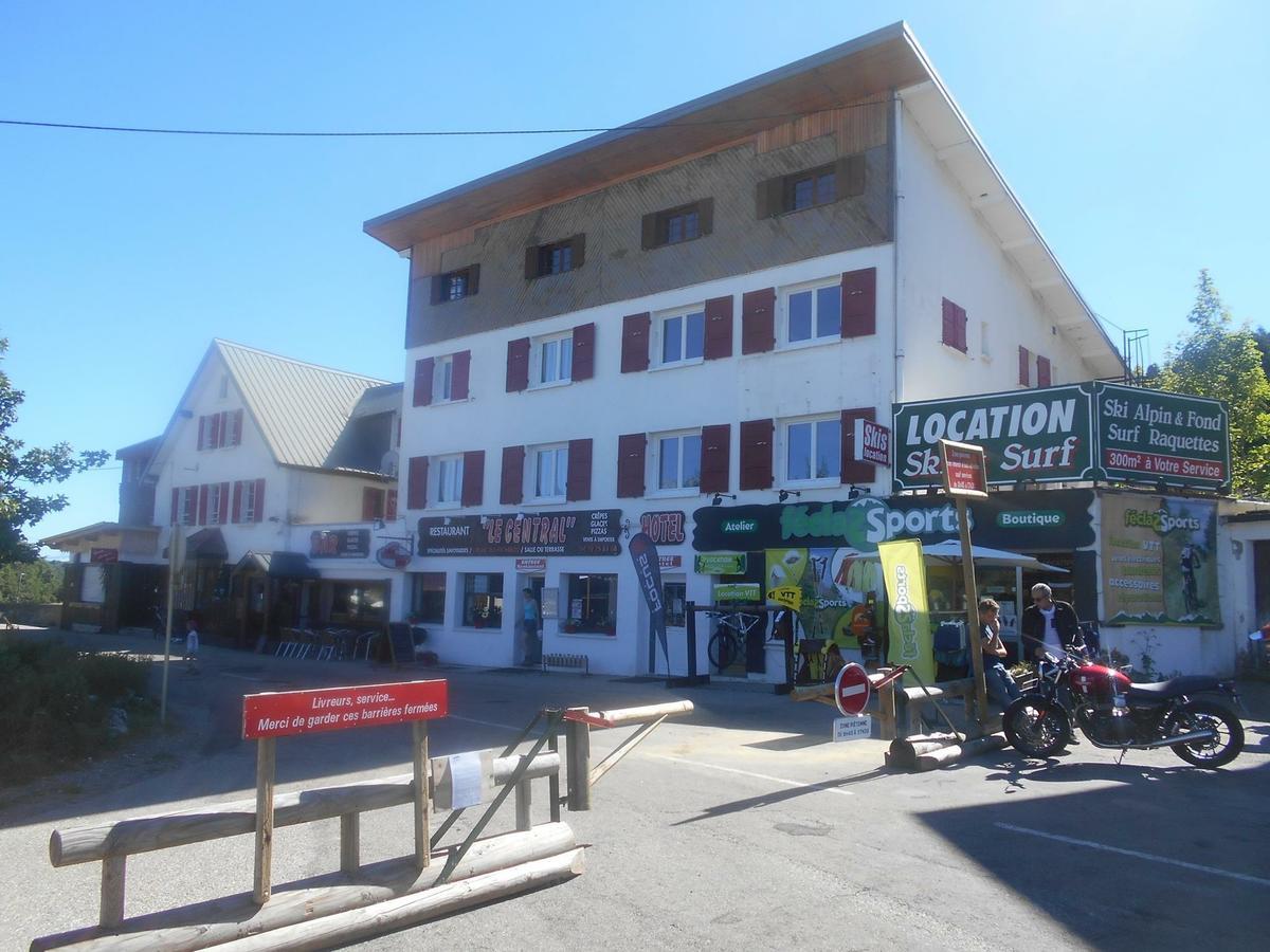Hotel Le Central La Féclaz Exterior foto